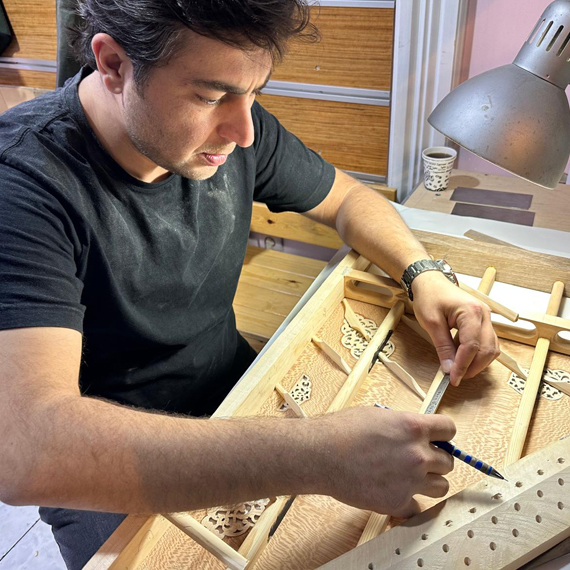 Sedat Özcan qanun making – hand made qanun stdio Kadıkoy İstanbul